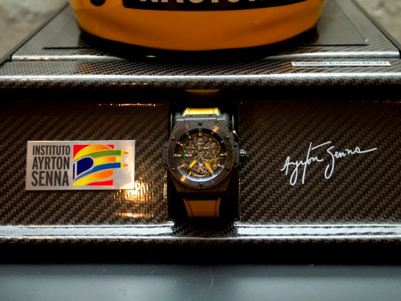 Limited-Run Watch: Ressence Type 9 S75 Features Integration of UAE Desert Sands