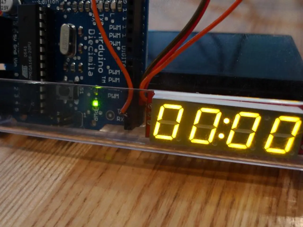 Unsoldered, Dissolvable Electronic Boarding System