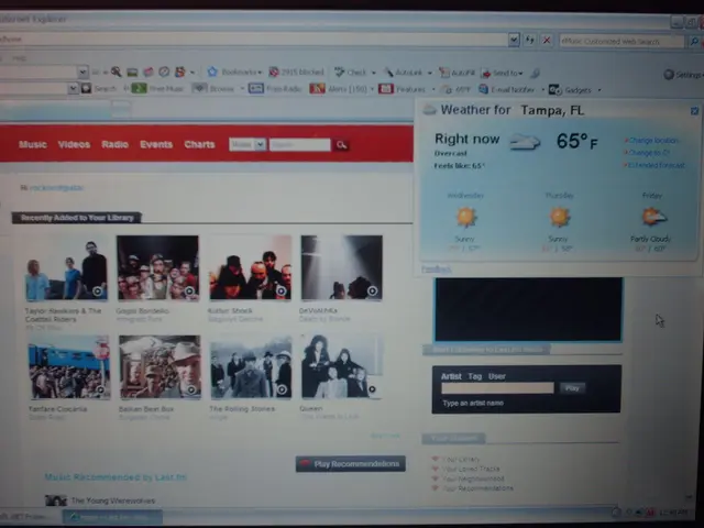 Websites of multiple countries momentarily inaccessible