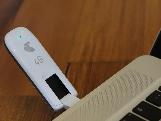 Digital SIM alternatives (eSIMs): Their nature and how they enhance your travel experience