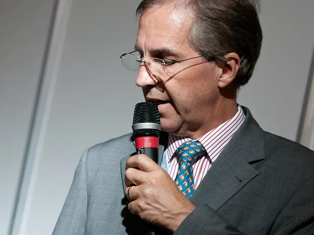 Top-tier Microphones for Podcasting and Live Streaming in the Year 2025
