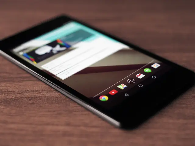 Thousands of mobile network users have been affected by voice call disruptions, prompting an...