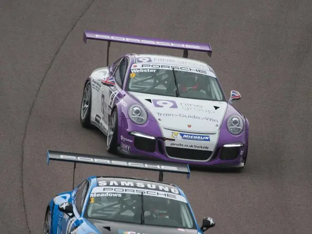 Tesla sets up a new Supercharger station in the heart of Downtown Vancouver, British Columbia.