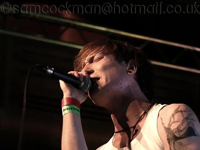 AI-created musician strikes lucrative record contract, vaults onto Billboard rankings