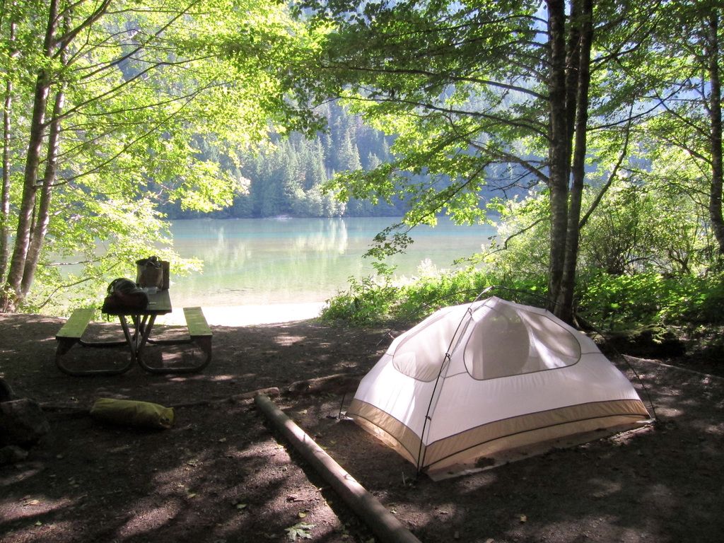 Essential Outdoor Apps for Your Smartphone: Explore the Great Outdoors with These 12 Must-Haves